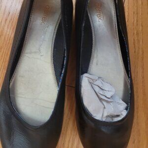 Aetrex black leather new